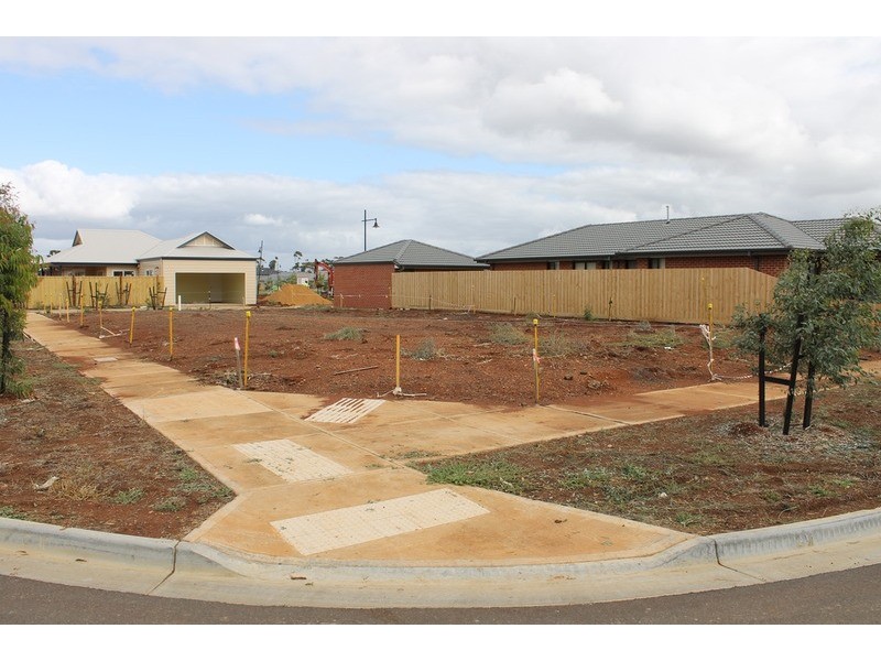 14 Lancefield Circuit, Eynesbury VIC 3338