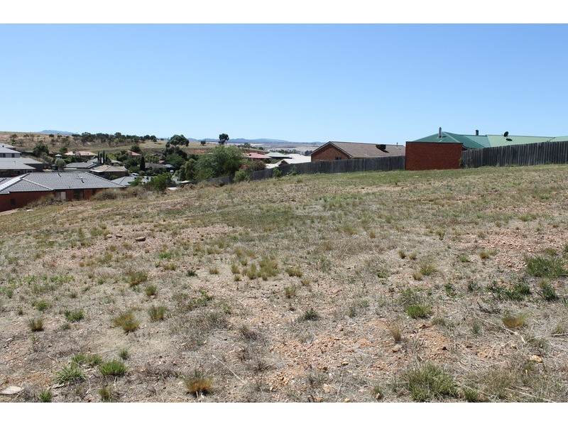 21 Nicholson Street, Darley VIC 3340