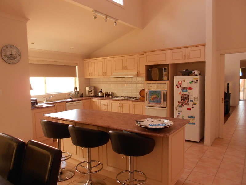4 Horder Crescent, Bacchus Marsh VIC 3340