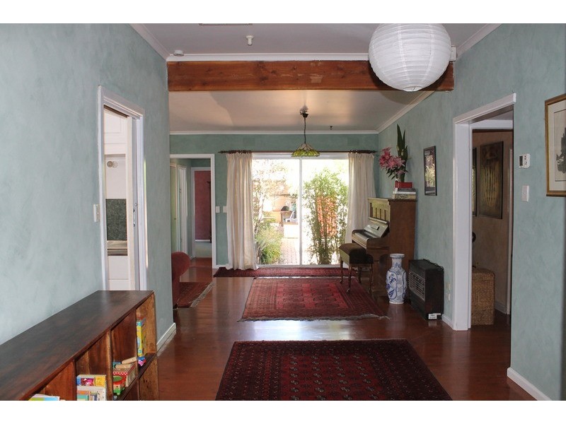 64 Gisborne Road, Bacchus Marsh VIC 3340