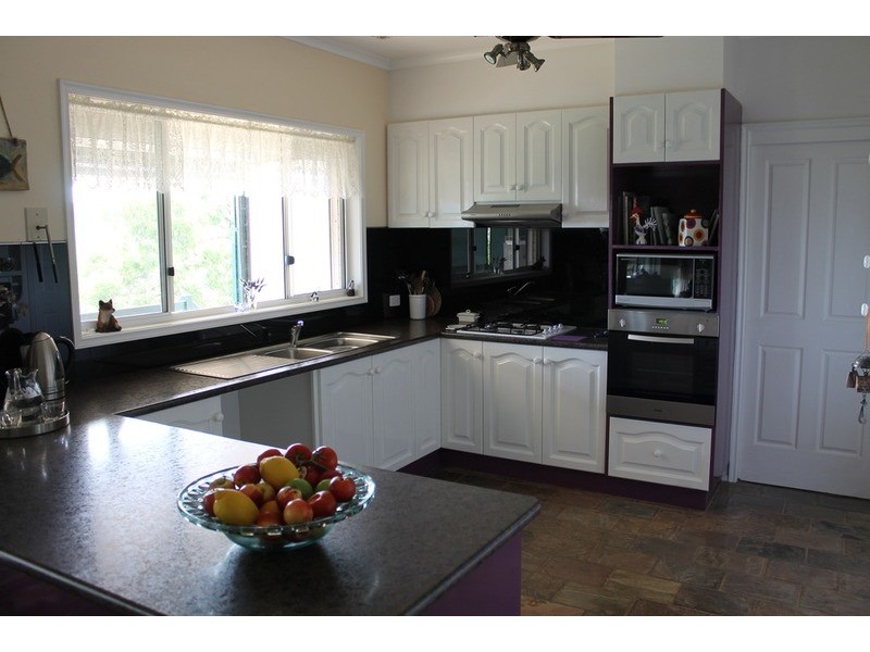 111 Underbank Boulevard, Bacchus Marsh VIC 3340