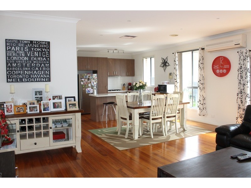 1/10 Fredrick Street, Bacchus Marsh VIC 3340