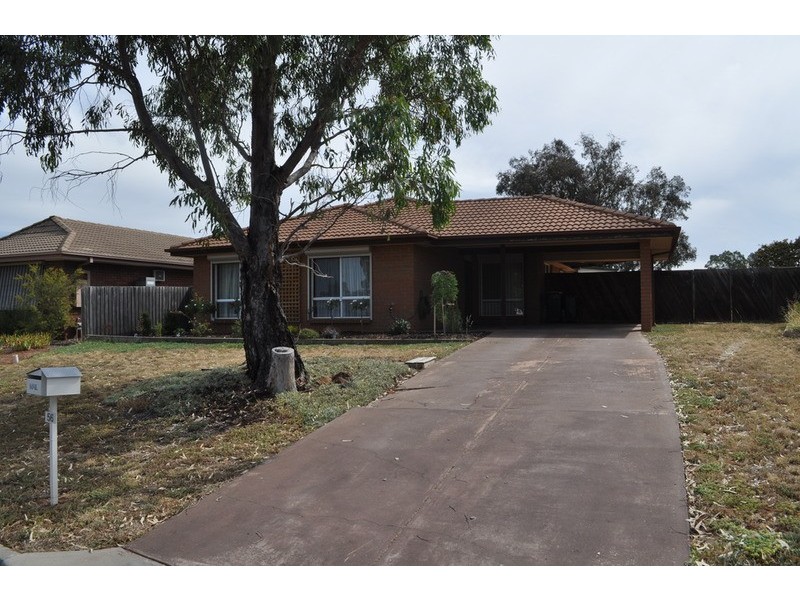 56 Underbank Boulevard, Bacchus Marsh VIC 3340