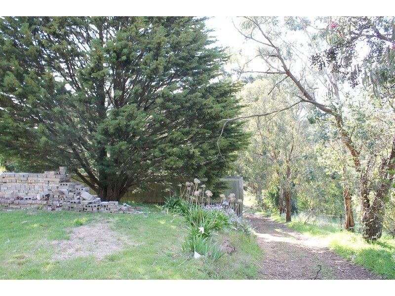 72 Shuter Avenue, Greendale VIC 3341