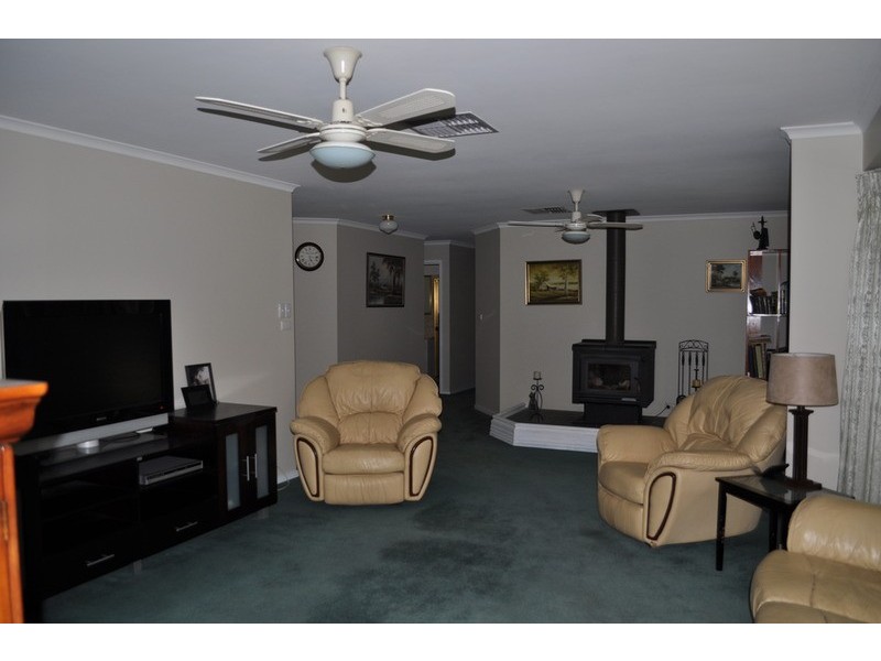 65 Acacia Avenue, Dales Creek VIC 3341