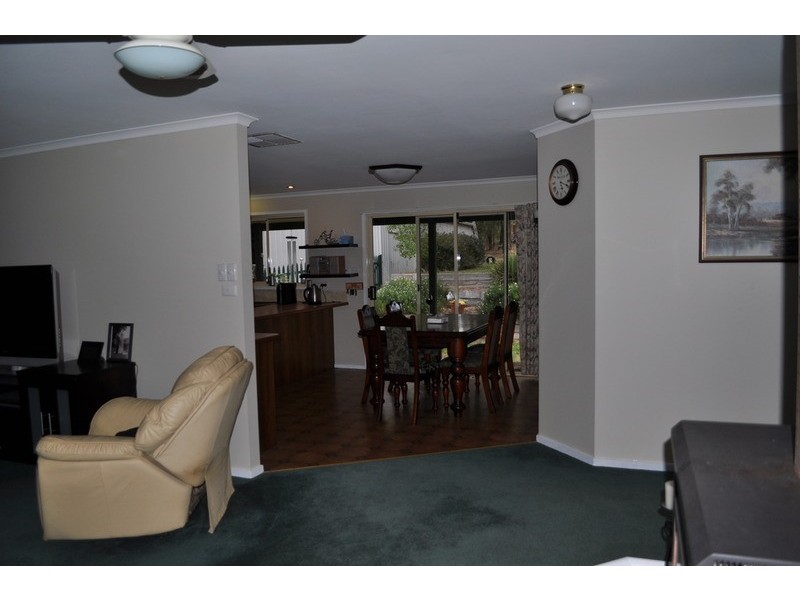 65 Acacia Avenue, Dales Creek VIC 3341