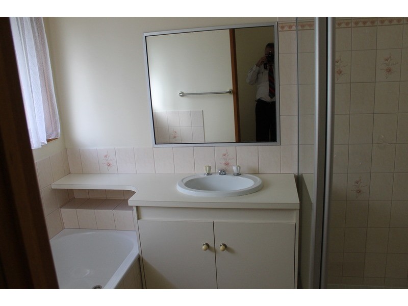 7/8 Simpson Street, Bacchus Marsh VIC 3340