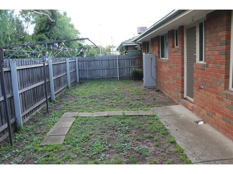 7/8 Simpson Street, Bacchus Marsh VIC 3340