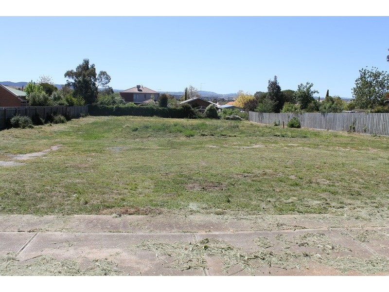 12 Lorna Street, Bacchus Marsh VIC 3340