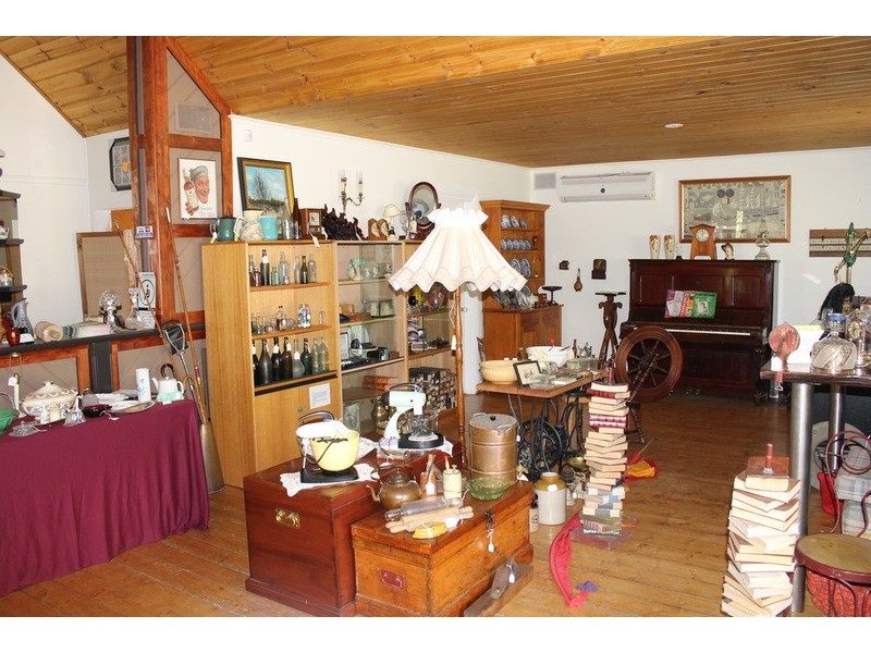 15 Martin  Street, Blackwood VIC 3458