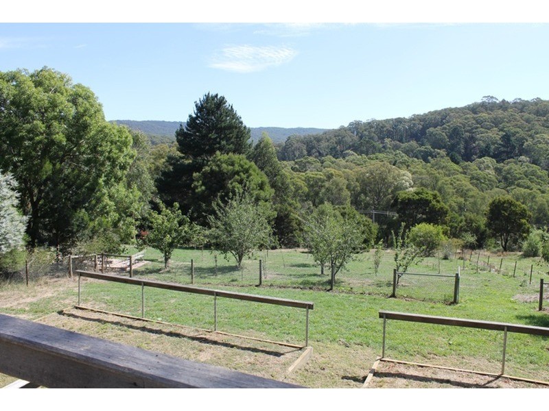 15 Martin  Street, Blackwood VIC 3458