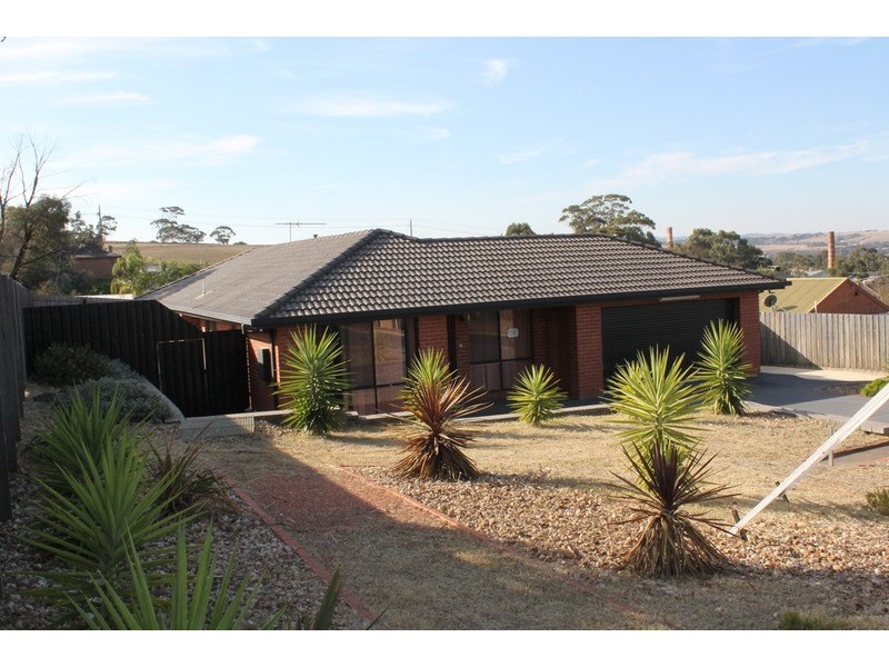 26 Nathan Drive, Bacchus Marsh VIC 3340