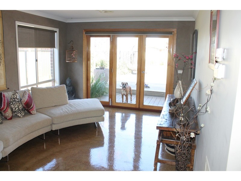 6 Suttonleigh Way, Bacchus Marsh VIC 3340