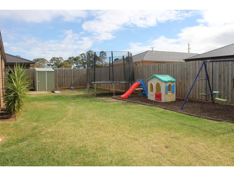 11 Sonny Close, Bacchus Marsh VIC 3340