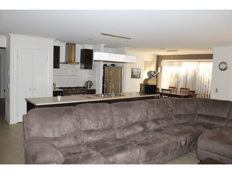 55 Grantleigh Drive, Bacchus Marsh VIC 3340