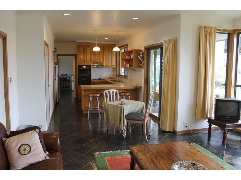 19 Banadell Avenue, Bacchus Marsh VIC 3340