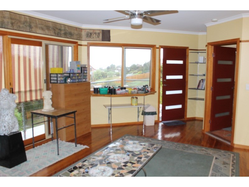 19 Banadell Avenue, Bacchus Marsh VIC 3340