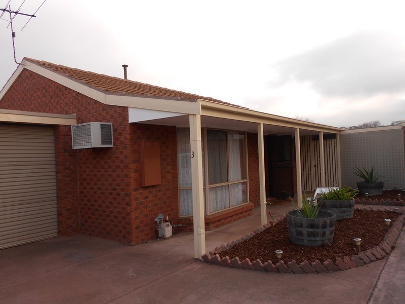 3/5 Graham  Street, Bacchus Marsh VIC 3340