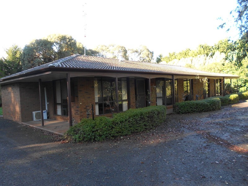527 Ormond  Road, Springbank VIC 3352