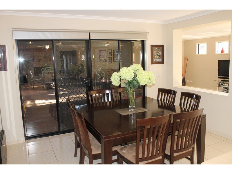 42 Grantleigh Drive, Bacchus Marsh VIC 3340