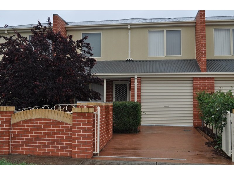 11 Waddell Street, Bacchus Marsh VIC 3340