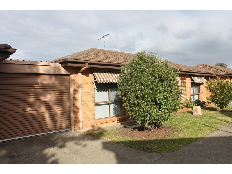 4/20 Simpson Street, Bacchus Marsh VIC 3340