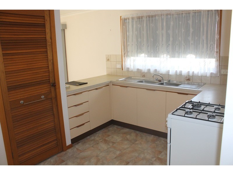 4/20 Simpson Street, Bacchus Marsh VIC 3340
