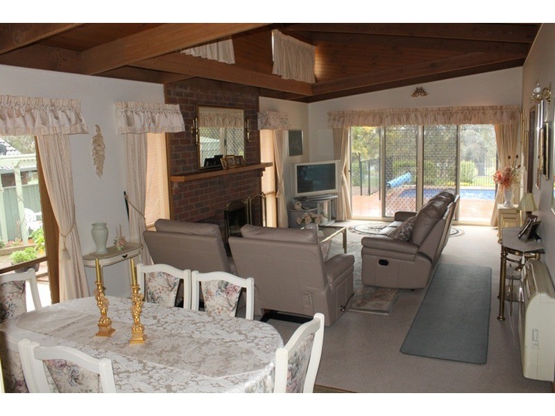 28 St Andrews Way, Bacchus Marsh VIC 3340