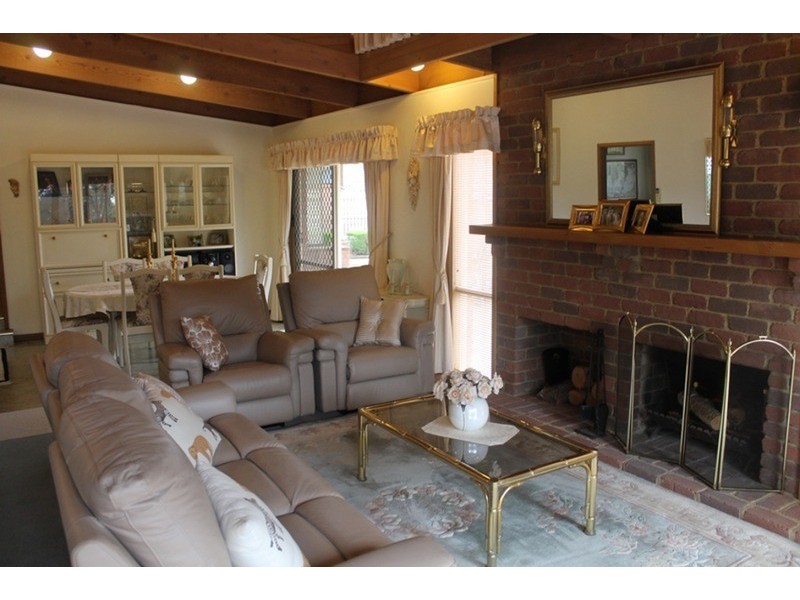 28 St Andrews Way, Bacchus Marsh VIC 3340