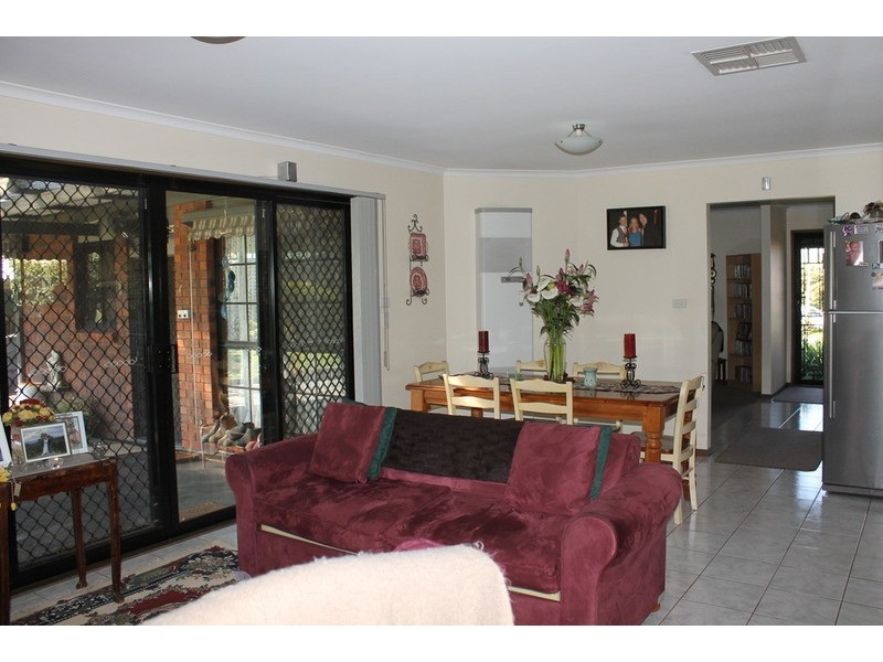 6 Cashmore Court, Bacchus Marsh VIC 3340
