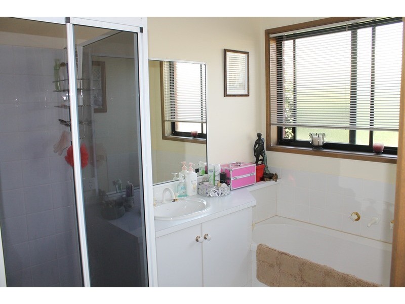 6 Cashmore Court, Bacchus Marsh VIC 3340