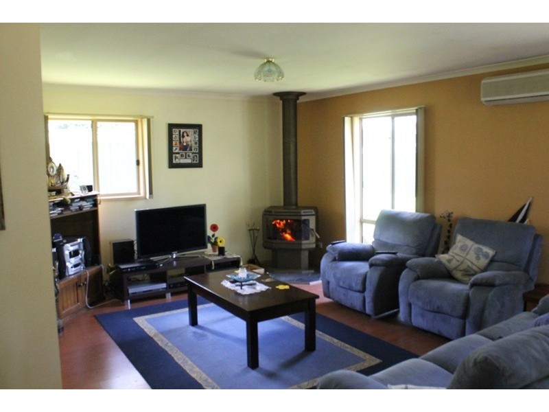 32 Byres Road, Blackwood VIC 3458