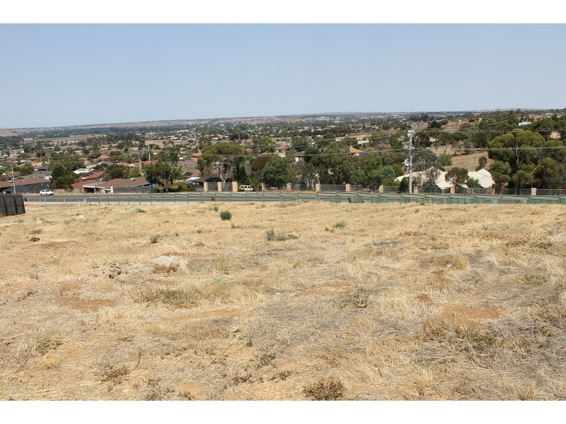 39 Maddison Circuit, Darley VIC 3340