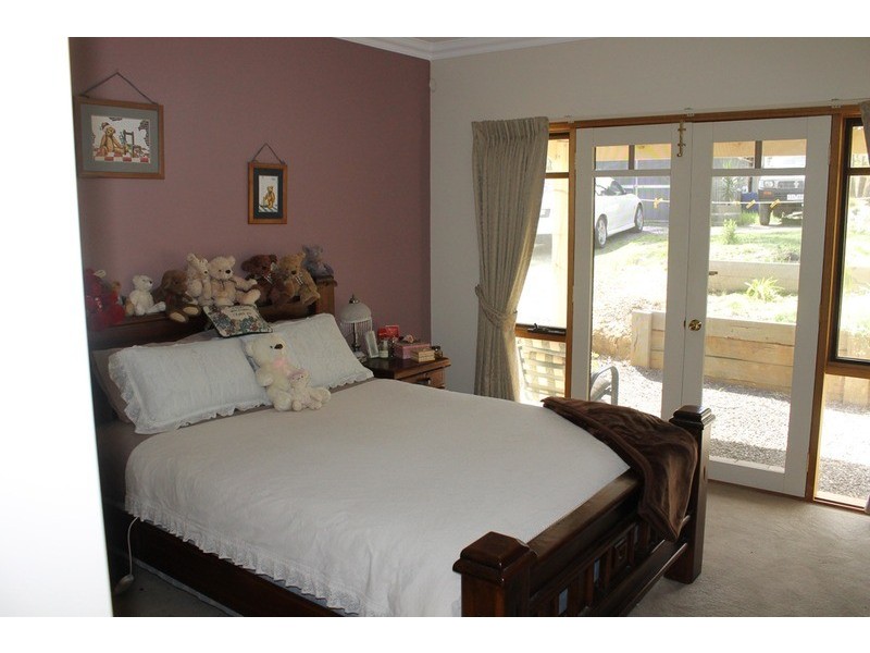 151 Dales Creek Avenue, Dales Creek VIC 3341