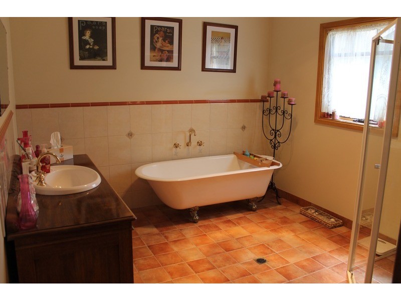 151 Dales Creek Avenue, Dales Creek VIC 3341