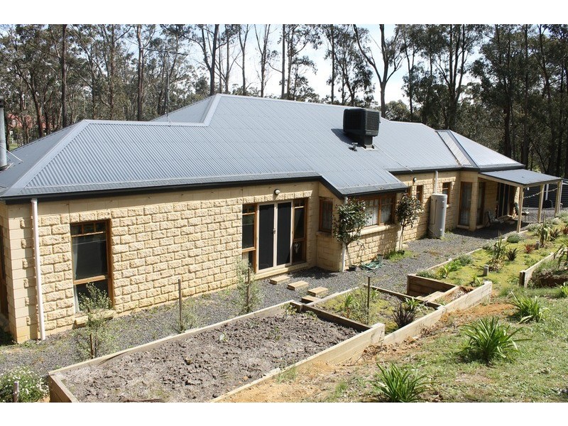 151 Dales Creek Avenue, Dales Creek VIC 3341