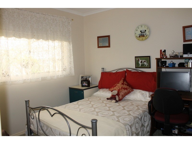 6 Rae Court, Darley VIC 3340