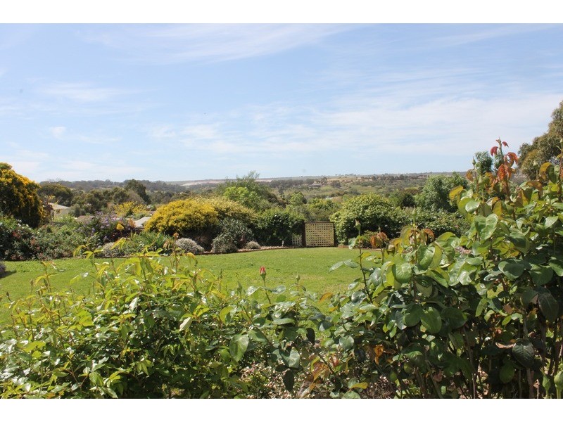 6 Rae Court, Darley VIC 3340