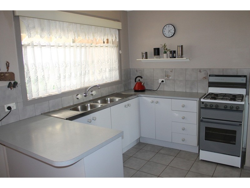 31 Morrison Drive, Bacchus Marsh VIC 3340