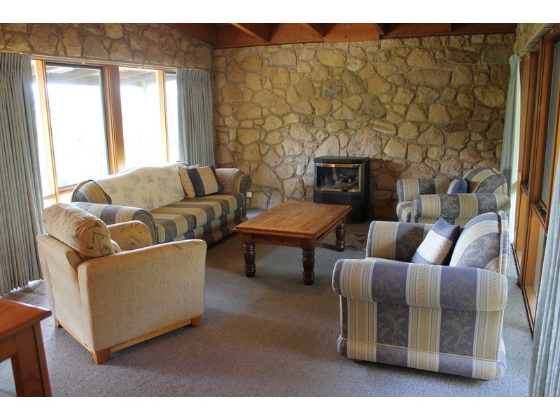 17 Dickie Street, Bacchus Marsh VIC 3340