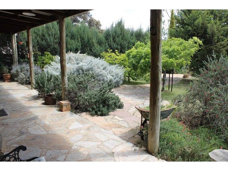 17 Dickie Street, Bacchus Marsh VIC 3340