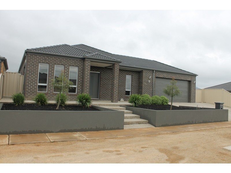 85 Dundas Street, Bacchus Marsh VIC 3340