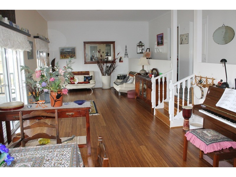 111 Underbank Boulevard, Bacchus Marsh VIC 3340