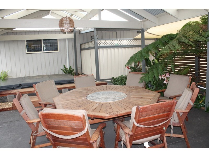14 Grantleigh Drive, Darley VIC 3340