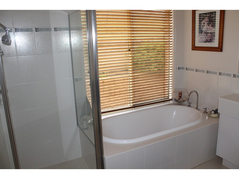 39 Manning  Boulevard, Bacchus Marsh VIC 3340