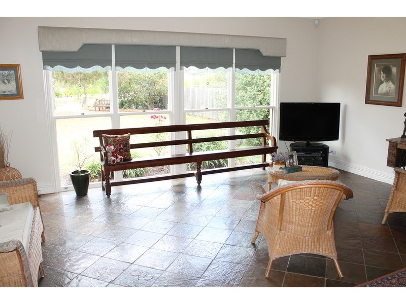 5 Cairns Drive, Bacchus Marsh VIC 3340