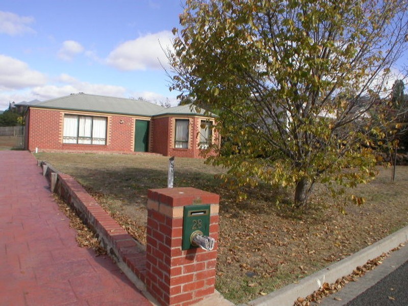 28 Robertsons Road, Bacchus Marsh VIC 3340