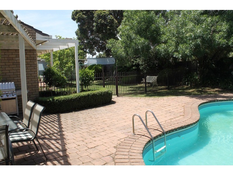 17 Wellington Street, Bacchus Marsh VIC 3340