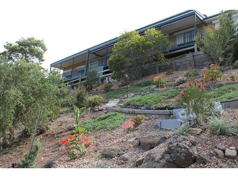 111 Underbank Boulevard, Bacchus Marsh VIC 3340