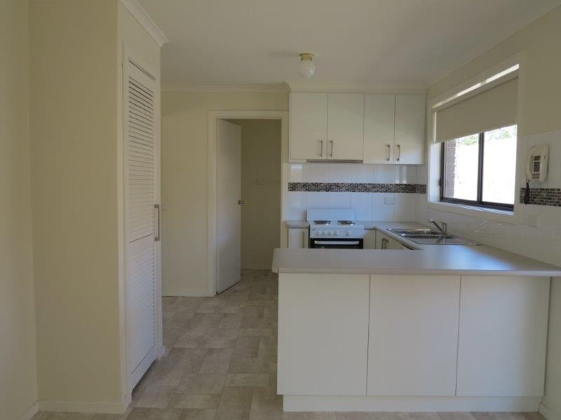 112 Underbank Boulevard, Bacchus Marsh VIC 3340